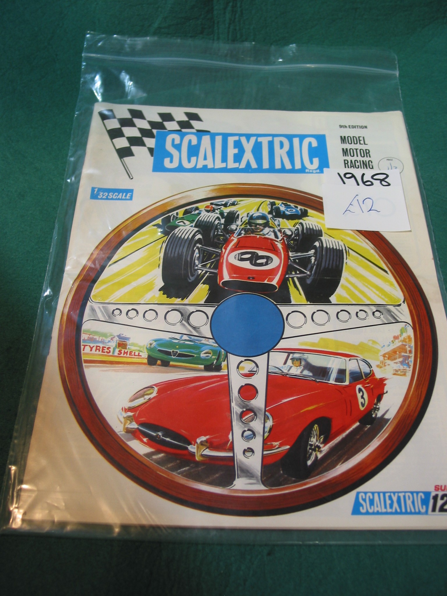 SCALEXTRIC CATALOGUE 9TH EDITION 1968 VERY GOOD CONDITION Scale Models