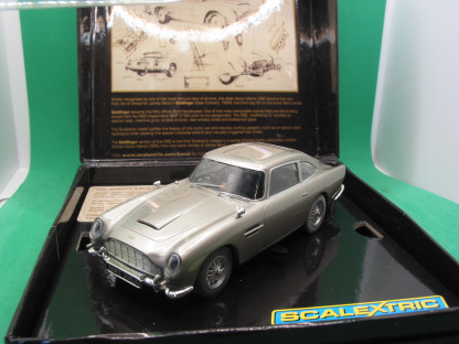 SCALEXTRIC C3091A GOLDFINGER JAMES BOND 007 ASTON MARTIN DB5  BNIB - Image 4