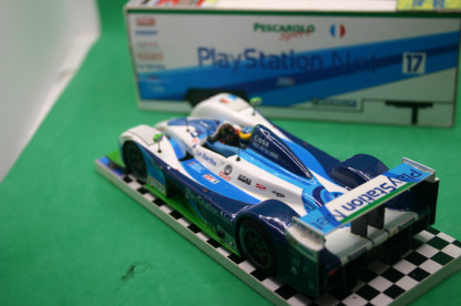 mtr 32 PESCAROLO SPORT BLUE/RED/GREEN #17 'PLAYSTATION'  hand built slot car - Image 3