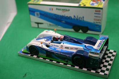 mtr 32 PESCAROLO SPORT BLUE/RED/GREEN #18 'PLAYSTATION'  hand built slot car - Image 3