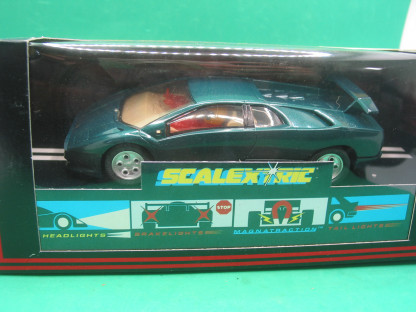 SCALEXTRIC C452 LAMBORGHINI DIABLO GREEN MINT BOXED IN ORIGINAL CRISP BLACK BOX WITH YELLOW END LABEL COLLECTORS CONDITION