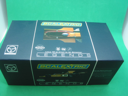 SCALEXTRIC  C3833A LOTUS 72 LEGENDS IAN SCHECKTER BNIB - Image 2