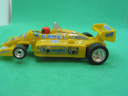 SCALEXTRIC SPANISH 7038 SRS LOTUS CAMEL VERY GOOD PLUS UNBOXED - Image 4