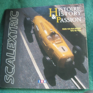 book (Dual language- French/English ) HISTOIRE HISTORY AND PASSION ALAIN VAN DEN ABEELE ERIC DE VILLE PRE OWNED AND READ VERY GOOD