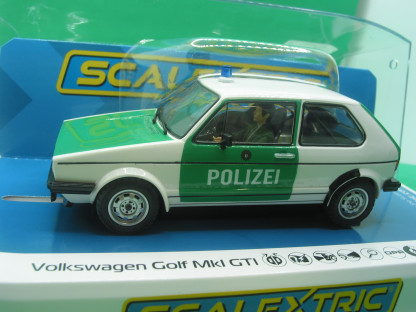 SCALEXTRIC C4572 VOLKSWAGEN GOLF MKl GTI POLIZEI BNIB DPR FLASHING LIGHT - Image 2