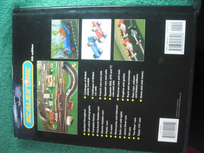 book SCALEXTRIC CARS AND EQUIPMENT PAST AND PRESENT  5TH EDITION VERY GOOD  CONDITON - Image 3
