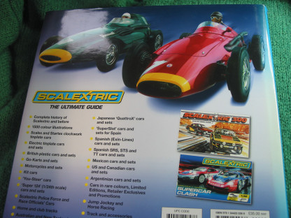 book SCALEXTRIC THE ULTIMATE GUIDE  7TH EDITION EXCELLENT CONDITON - Image 2