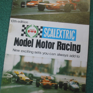 SCALEXTRIC  CATALOGUE 13th     EDITION  1976 rare hard to source catalogue vg+ condition