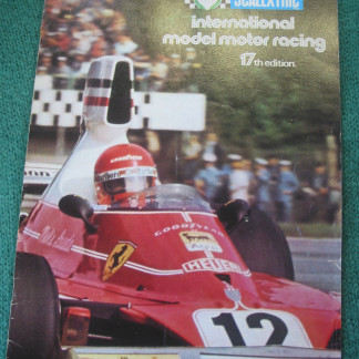 SCALEXTRIC  CATALOGUE 17th     EDITION  1976  outer cover not perfect but complete