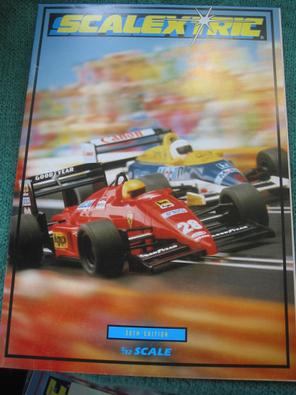 SCALEXTRIC  CATALOGUE 30th   EDITION  1989 + price list EXCELLENT