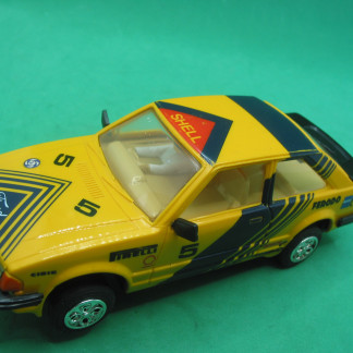 SCALEXTRIC C394 FORD XR3i WORKING FRONT LIGHTS VERY GOOD  PLUS CONDITION UNBOXED