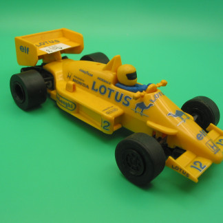 SCALEXTRIC C434 LOTUS HONDA 99 TURBO FLASH NEW TYRES N0 PRINTING ON THE SIDE WALLS VERY GOOD UNBOXED BARGAIN