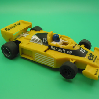 SCALEXTRIC C134 RENAULT RS01 LOTS OF MODIFICATIONS CUT CHASSIS , SCALE AUTO MOTOR, SLOT IT REAR AXLE, ALUMINIUM WHEELS, NSR TYRES, FIXED FRONT AXLE