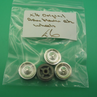SCALEXTRIC ORIGINAL SPARE 4 X ASTON MARTIN ETC WHEEL  EXCELLENT (REF53)