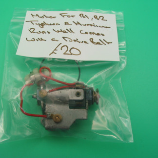 SCALEXTRIC ORIGINAL SPARE MOTOR FOR B1,B2 TYPHOON AND HURRICANE RUNS WELL COMES WITH DRIVE BELF (REF 57)