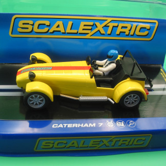 SCALEXTRIC C3025 CATERHAM 7 COLLECTOR CENTRE CAR 1214/1500 YELLOW   BNIB
