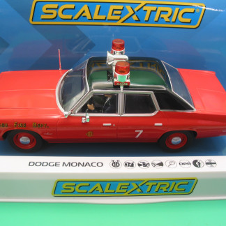 SCALEXTRIC C4408 DODGE MONACO CHICAGO FIRE DEPARTMENT  LARGE PRESENTATION BOX  BNIB