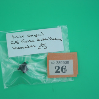 SCALEXTRIC ORIGINAL SPARE CMINT ORIGINAL G5 GUIDE AUSTIN HEALEY MERCEDES  REF 26