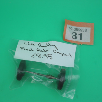 SCALEXTRIC ORIGINAL SPARE  C64 BENTLEY FRONT AXLE ORIGINAL  GREEN WHEELS WITH TYRES REF 31