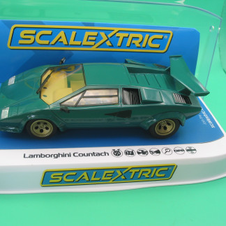 SCALEXTRIC C4500 LAMBORGHINI COUNTACH VERDE PINO GREEN DPR BNIB