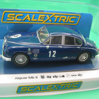 SCALEXTRIC C4596 JAGUAR MKkk JAG 400 GRANT WILLIAMS BLUE #12  DPR BNIB