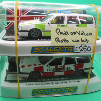 SCALEXTRIC UKSF UK SLOT CAR FESTIVAL pair PARAMEDIC and FIRE MARSHALL VOLVO ESTATE #64/100 LIMITED EDITION