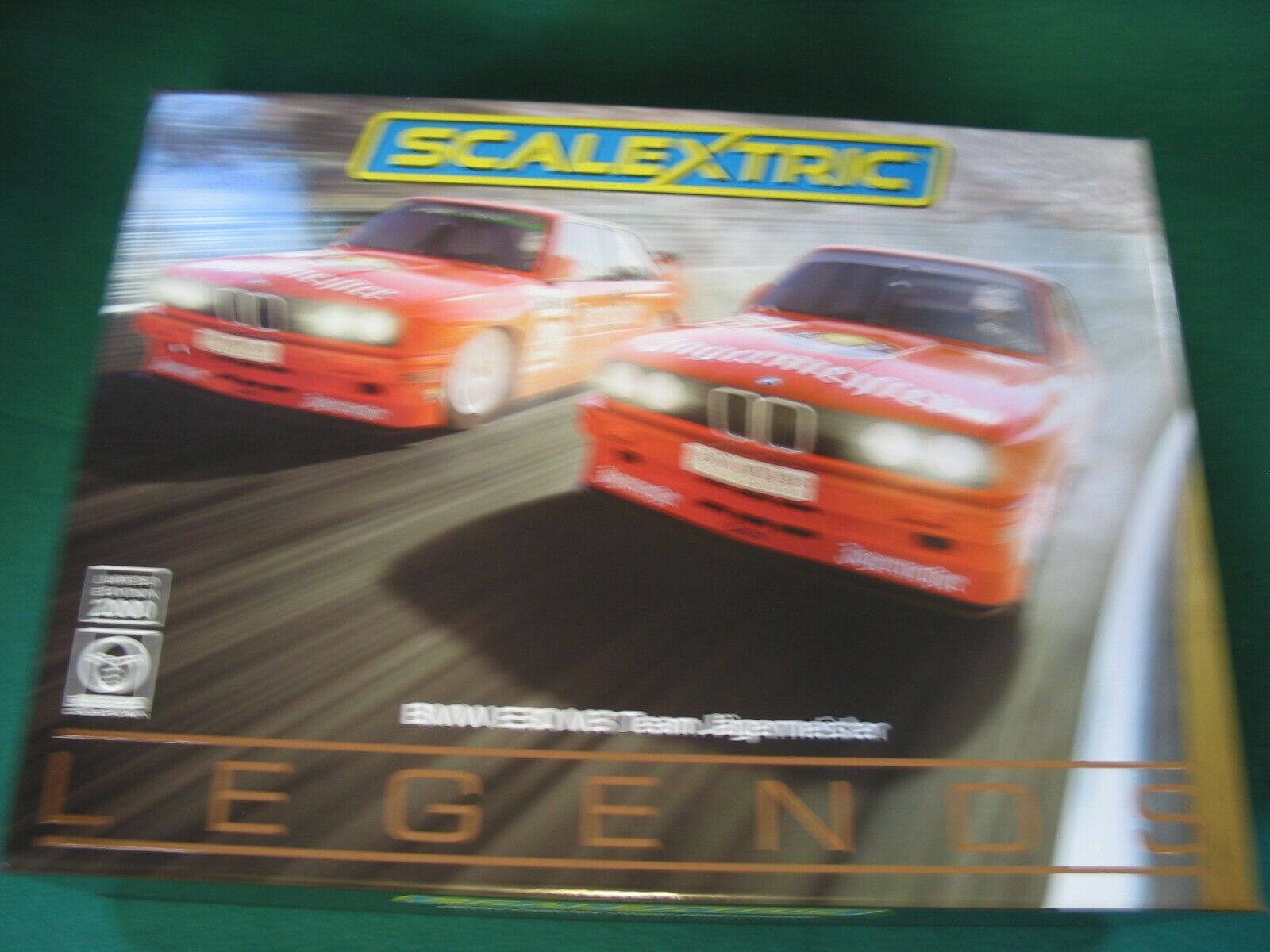 Scalextric BMW E30 M3-Team Jagermeister Twin Pack C4110A 
